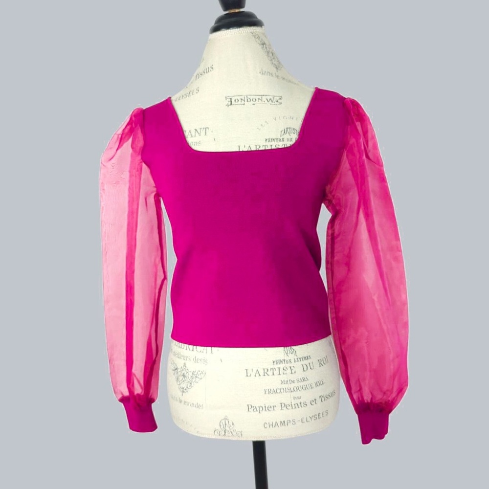 Hot pink house of Harlow top